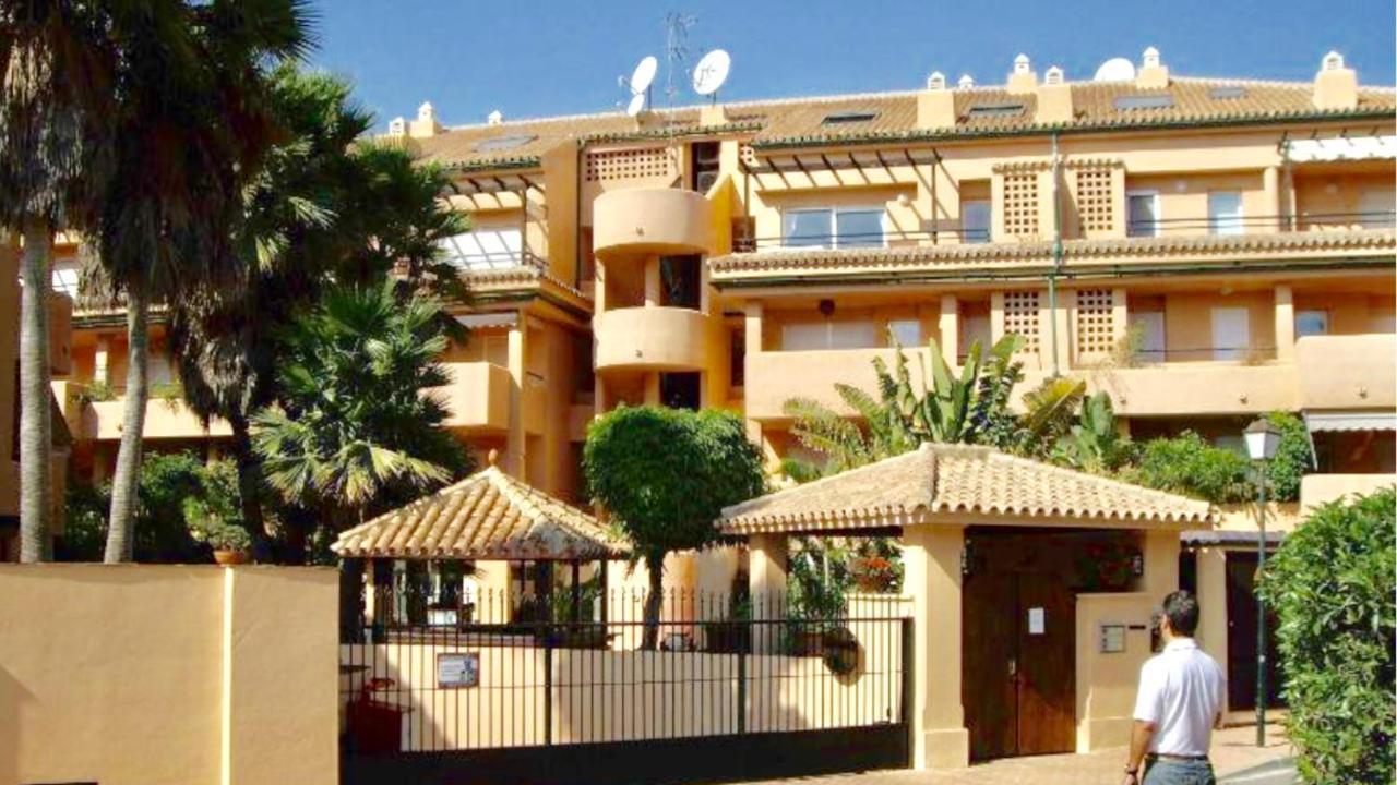 Marbella - Alicate Beachfront Apartment-9 Eksteriør billede