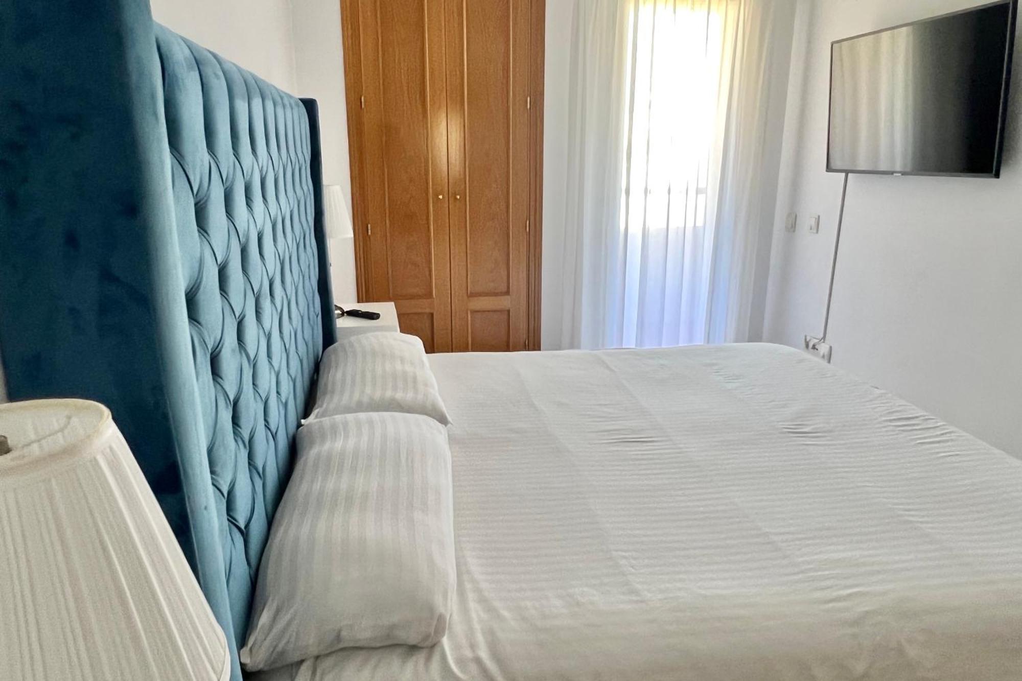 Marbella - Alicate Beachfront Apartment-9 Eksteriør billede