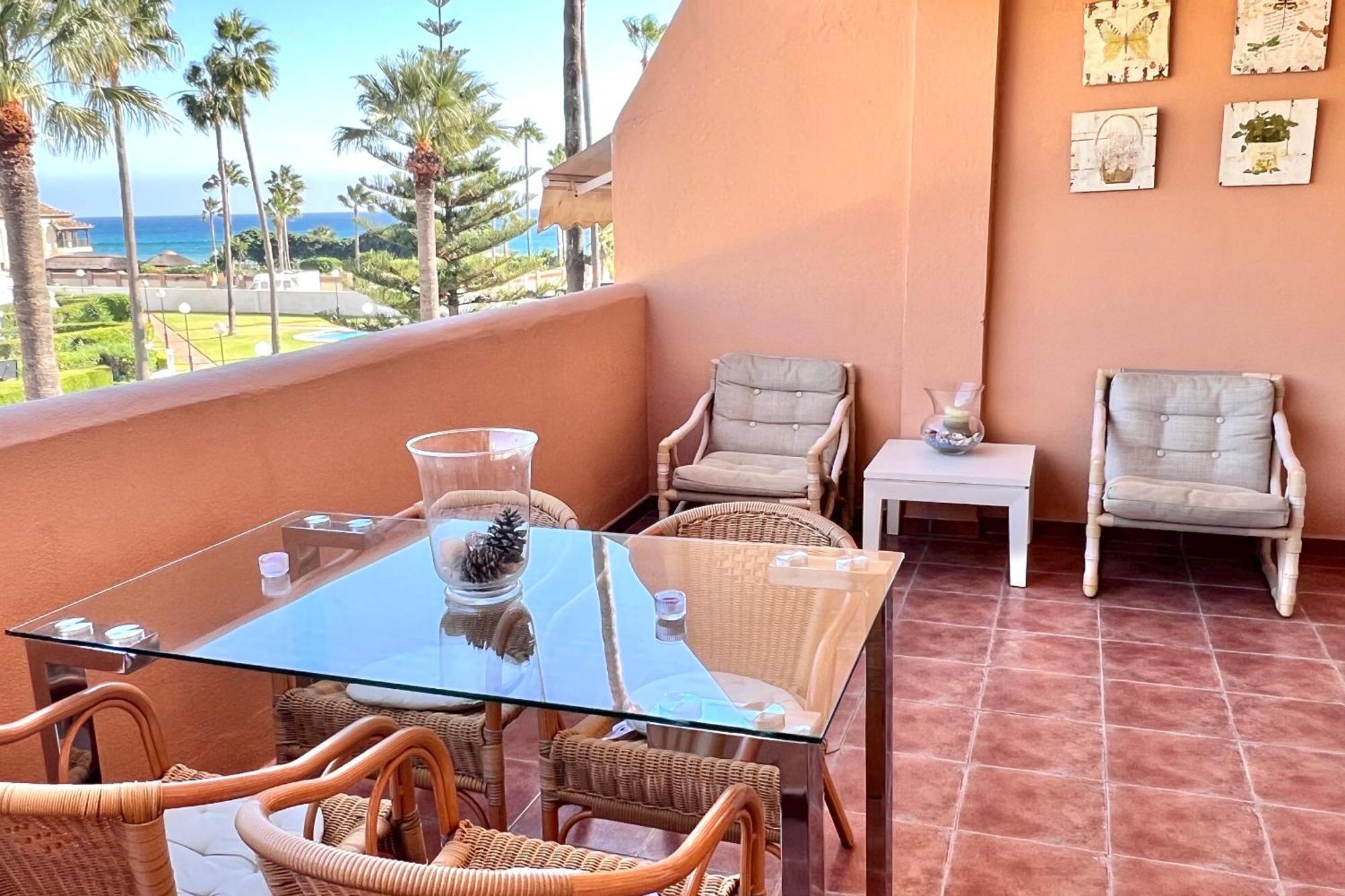 Marbella - Alicate Beachfront Apartment-9 Eksteriør billede